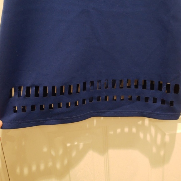 Mini dress - Picture 3 of 4